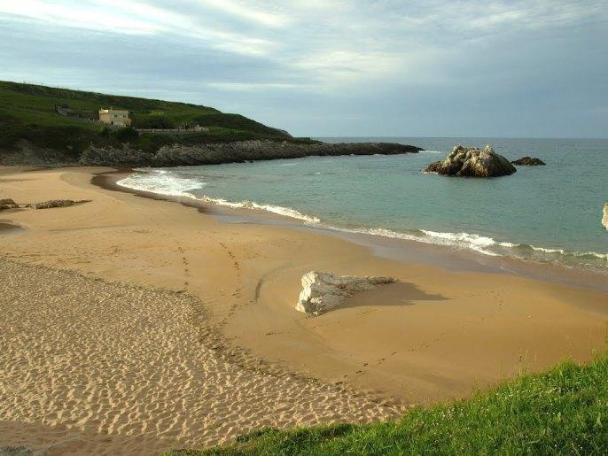 Costa Quebrada Apartamentos Soto de la Marina Exteriör bild